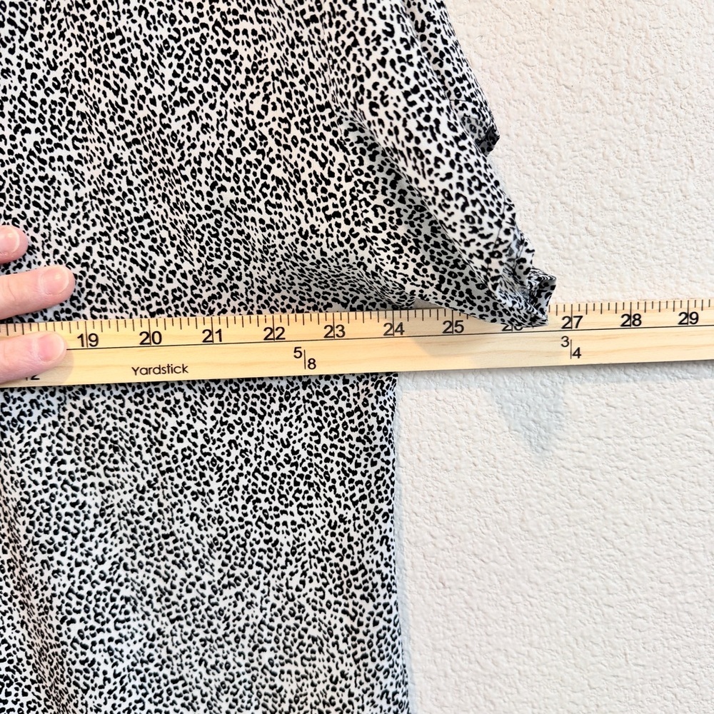 Minimalist Micro Leopard Print Blouse Relaxed Boxy Dolman Top DR2 XL Chic Top - Picture 7 of 12